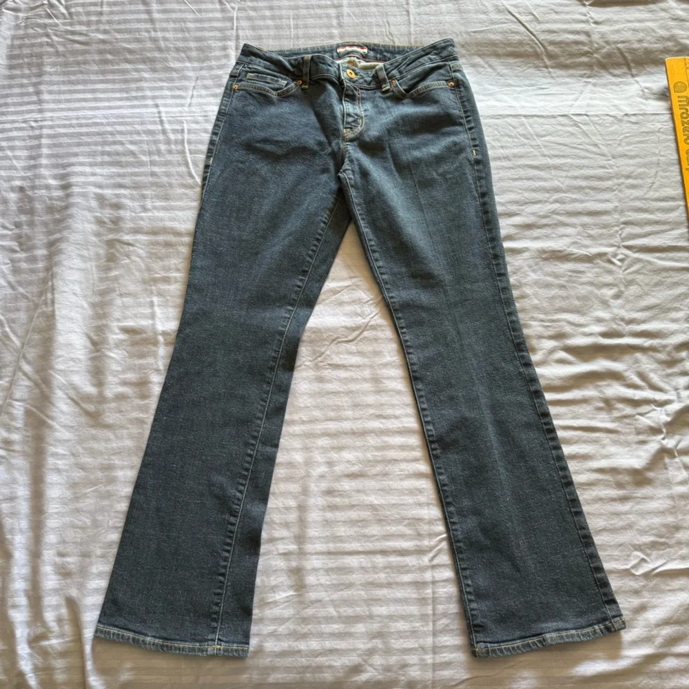 Tommy Hilfiger Women’s Jeans 8S Bootcut Blue Denim Y2K Stretch Mid Rise 28x29 - Picture 2 of 11